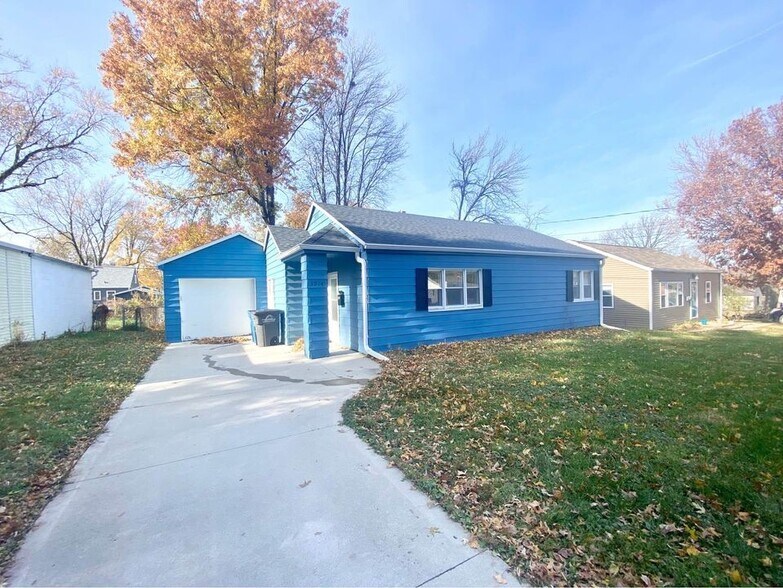 Primary Photo - 3914 53rd St