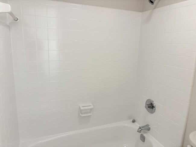 Building Photo - 312 Park Ridge Cir