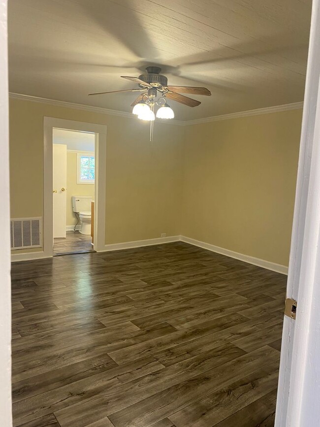 Building Photo - 7600 Ponds Rd. Laurinburg, NC 28352