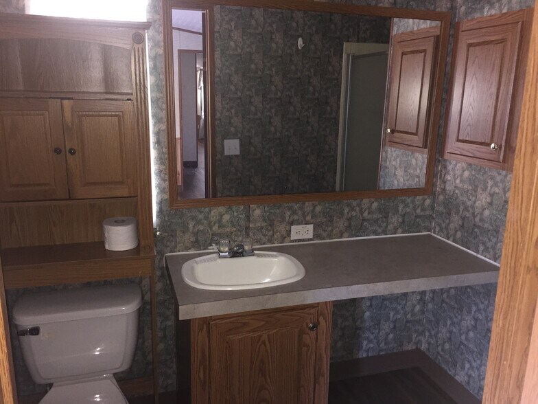 Building Photo - 2054 Krist Ln