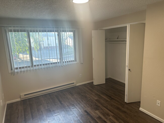 Building Photo - 4885 Basswood Dr