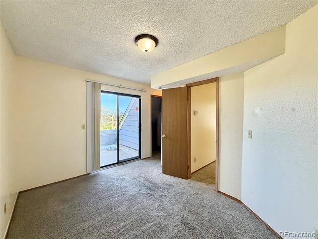 Building Photo - 17000 E Ford Dr