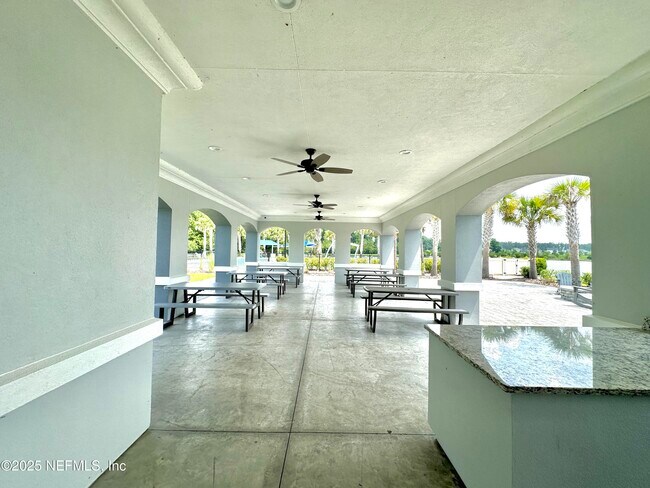 Building Photo - 505 Windwalker Dr