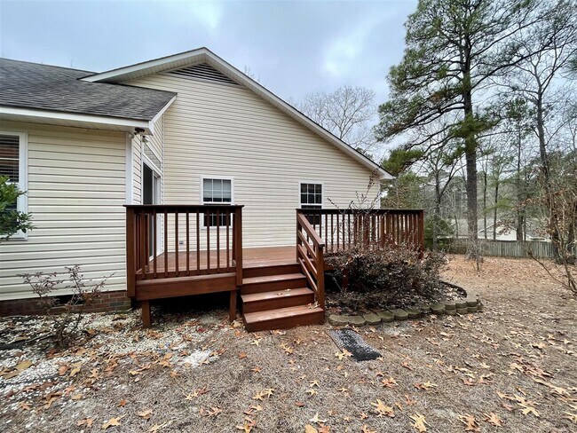 Building Photo - 75 Spring Lake Dr