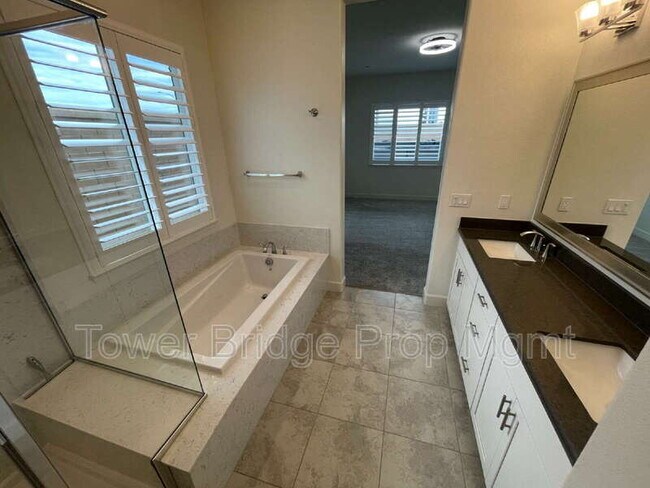 Building Photo - 5603 Drifton Way