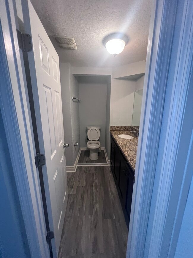 Building Photo - 3649 Haines Rd N