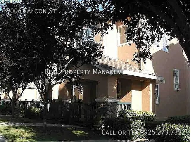 Building Photo - 9006 Falcon St