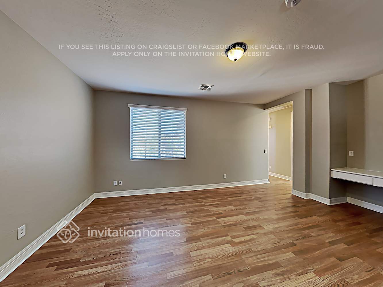 Building Photo - 13549 N 152nd Dr