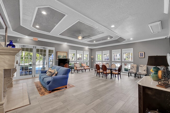 Building Photo - 815 Boynton Beach Blvd