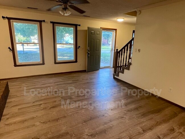 Building Photo - 3824 Stockade Ct