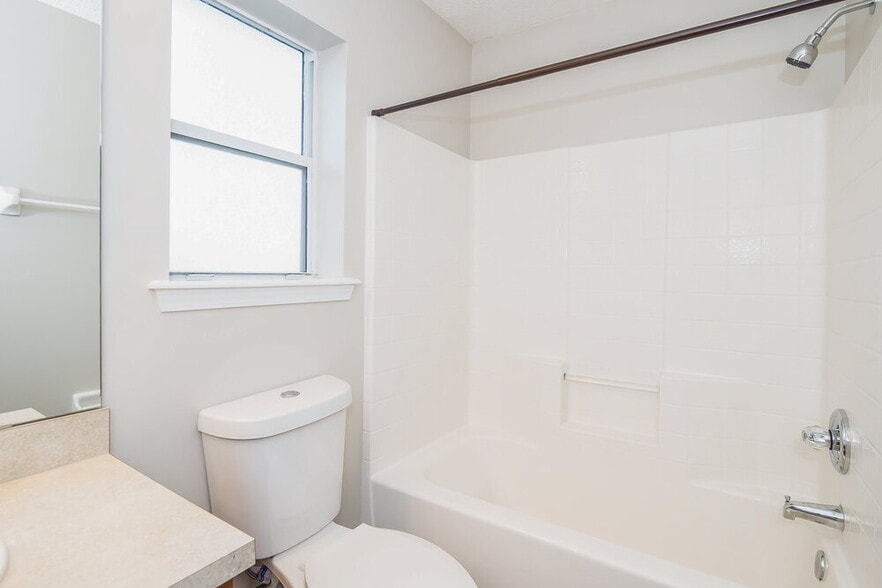 Building Photo - 12746 Brown Jersey Ct