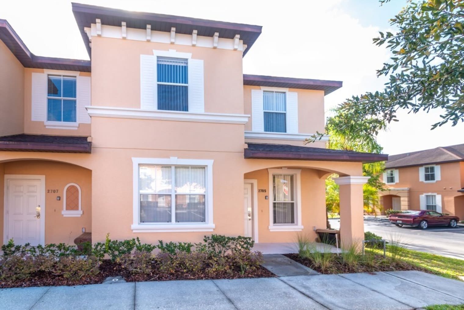 Building Photo - 2705 Roadster Ln