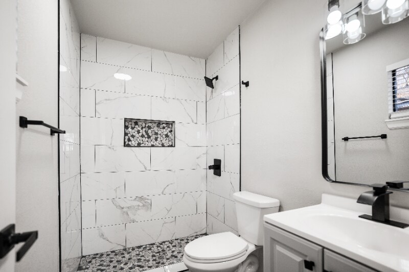 Building Photo - 2620 Acacia Ct