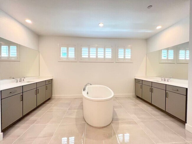 Building Photo - 10743 Patina Hills Ct