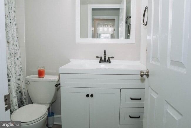 Building Photo - 2830 Emma Lee St