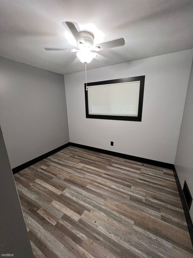 Building Photo - 3 br, 1 bath House - 1602 Jay Street