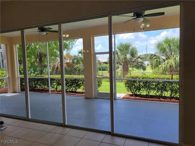 Building Photo - 9358 Palm Island Cir