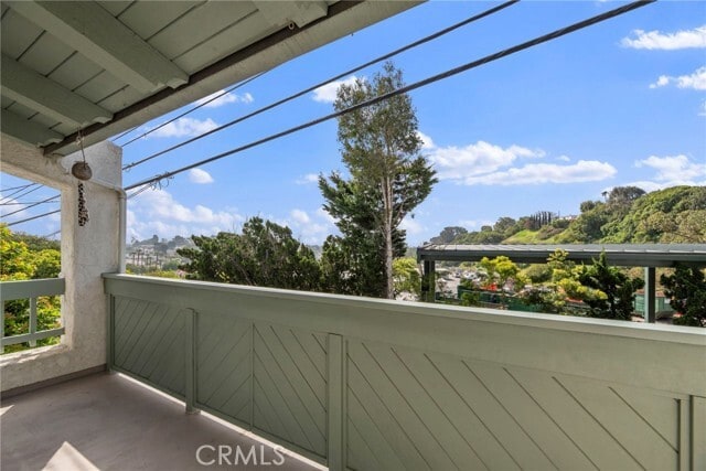 Building Photo - 516 Rosecrans Ave