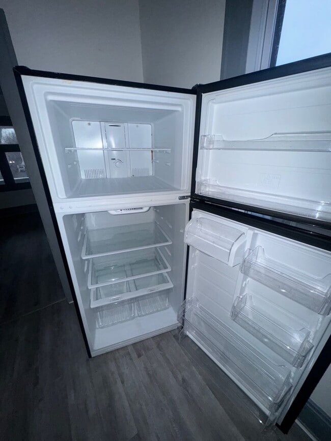 Building Photo - 12713 Craven Ave