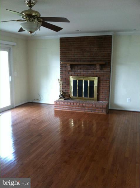 Building Photo - 1330 Washington Dr