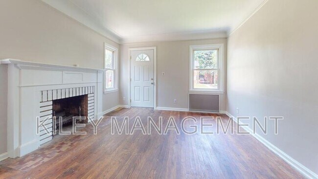 Building Photo - 11714 Riad St