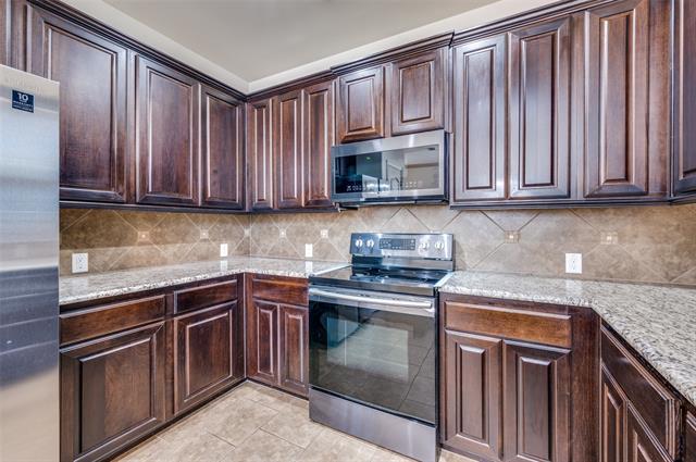 Building Photo - 4940 Empire Way