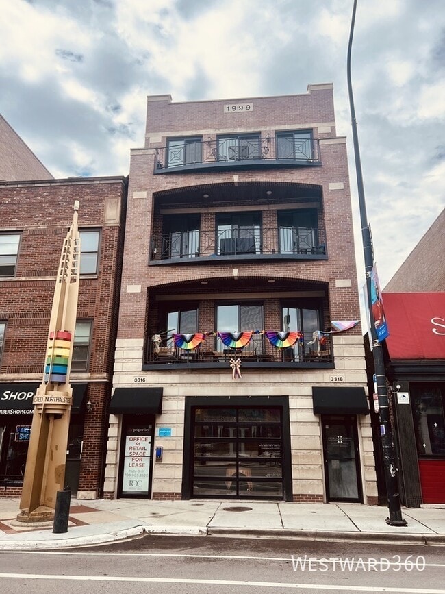 Building Photo - 3316 N Halsted-3