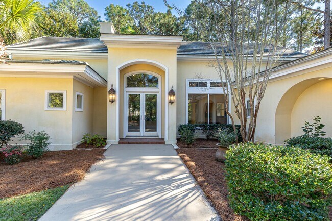 Building Photo - 2928 Pine Valley Dr