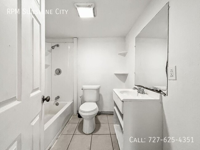 Building Photo - 3105 N 75th St