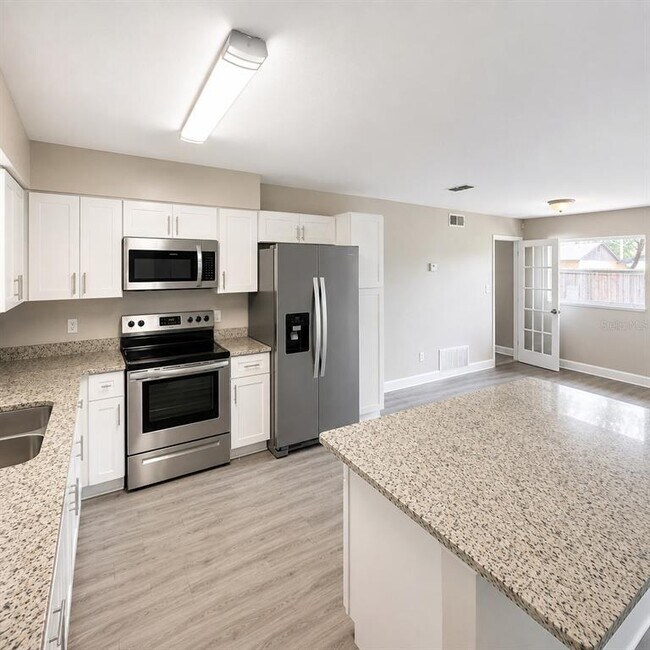 Building Photo - 1427 Benwick Way