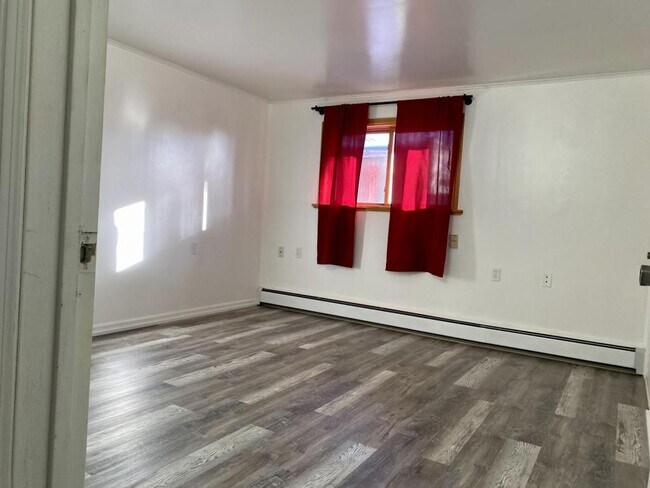 Building Photo - 620 Washakie St