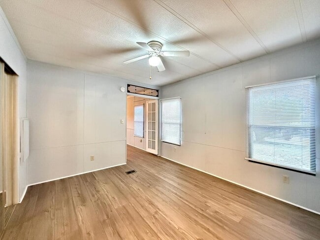 Building Photo - 965 Weems Chapel Rd