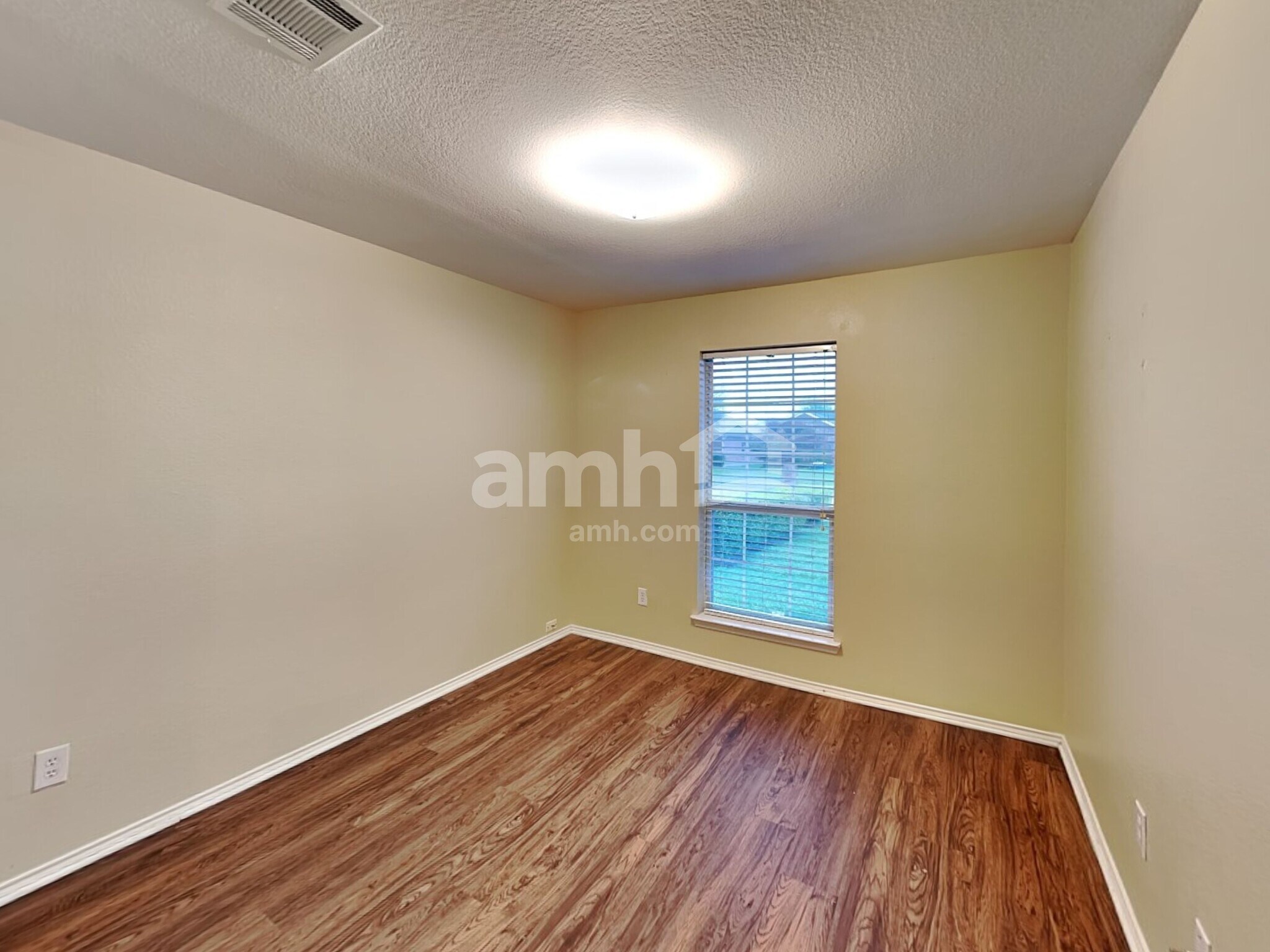 Building Photo - 126 Jennings Dr