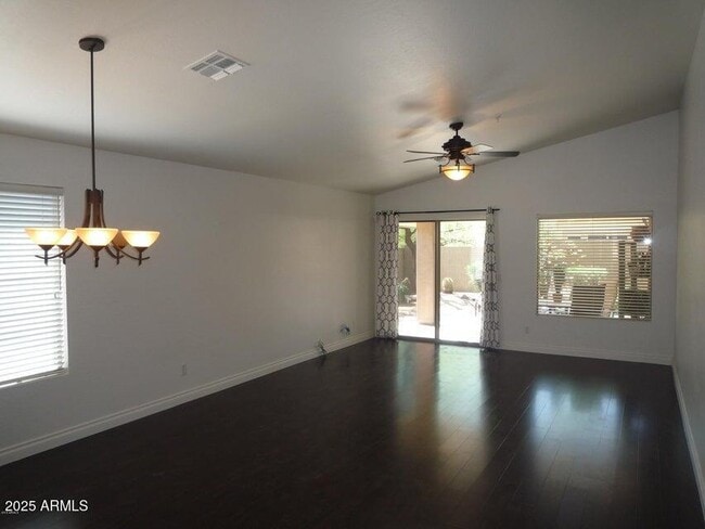 Building Photo - 10542 E Star of the Desert Dr