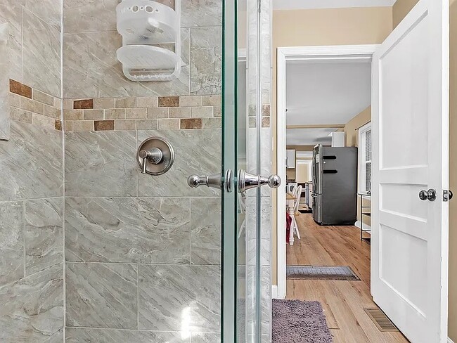 Building Photo - 3704 Friar Tuck Rd