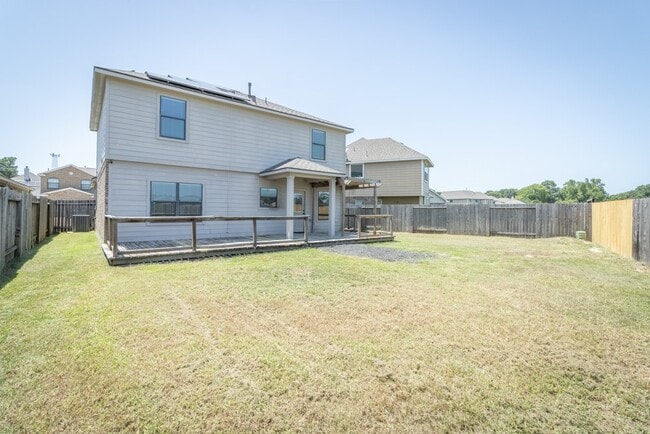 Building Photo - 23622 Virginia Pine Dr