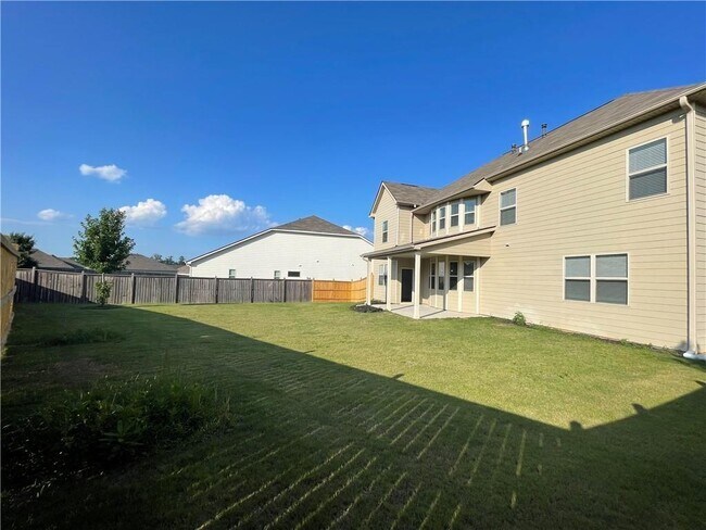 Building Photo - 4020 Adder Cir