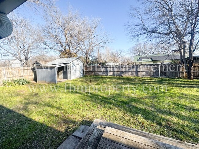 Building Photo - 200 Dunlap St