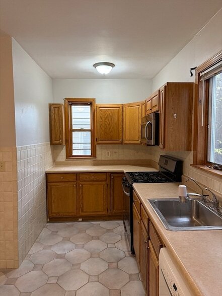 Building Photo - 49 St Margaret St