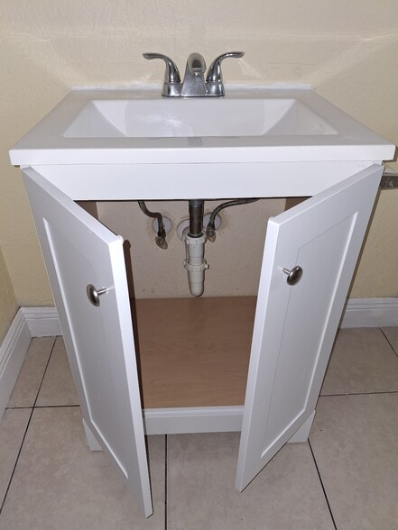 Building Photo - 2820 Avenue S