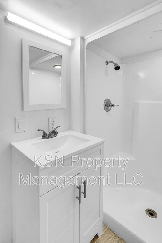 Building Photo - 130 Salt Creek Rd