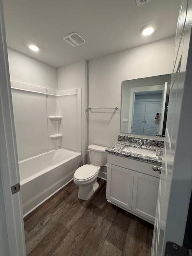 Building Photo - Be the first to Live in This Brand-New Townhome!