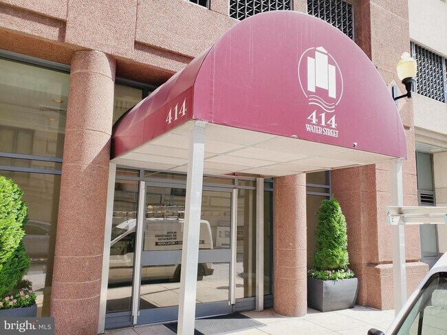 Building Photo - 414 Water St