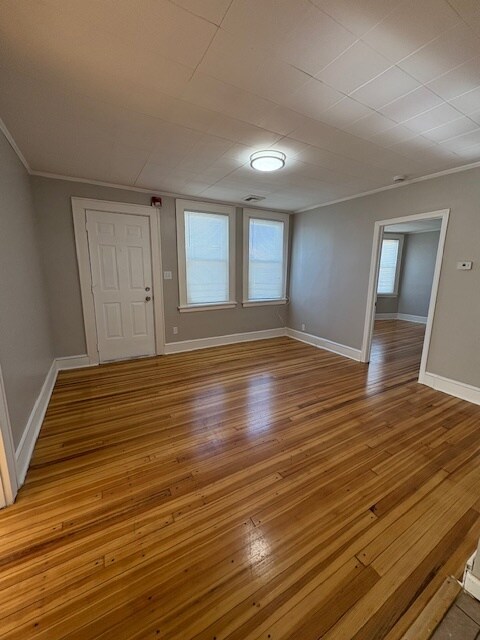 Building Photo - 11 5th St