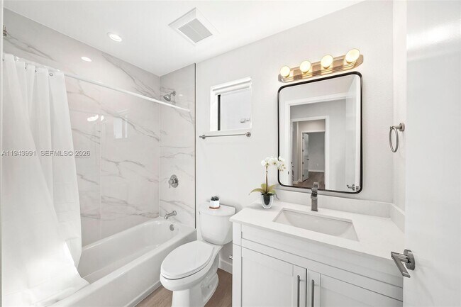 Building Photo - 1259 SW 3rd St