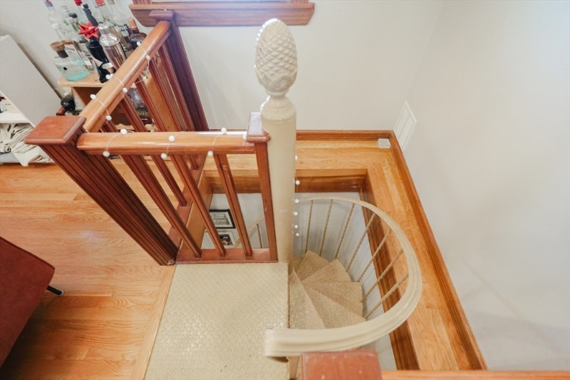 Building Photo - 127 Amory St