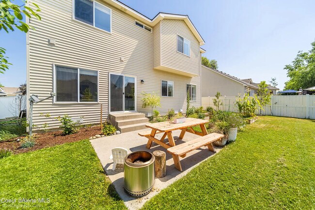 Building Photo - 2766 W Loire Dr