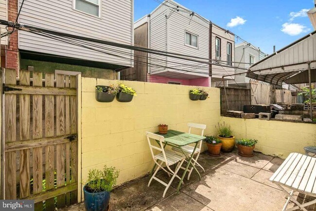 Building Photo - 1724 Morris St