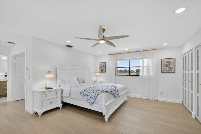 Building Photo - 479 Prestwick Cir