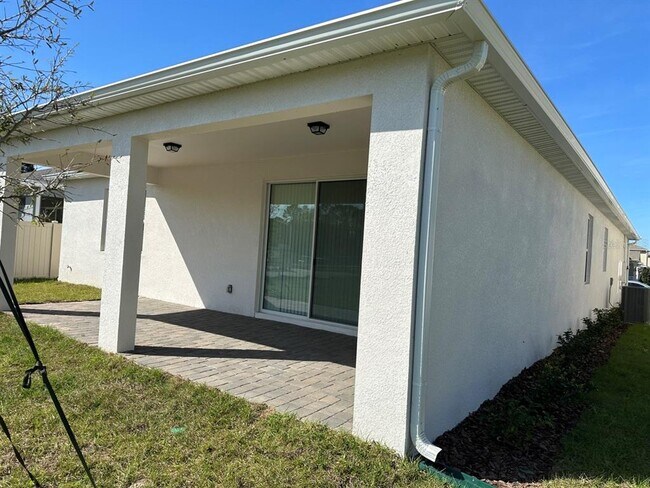 Building Photo - 5685 Arborvista Dr